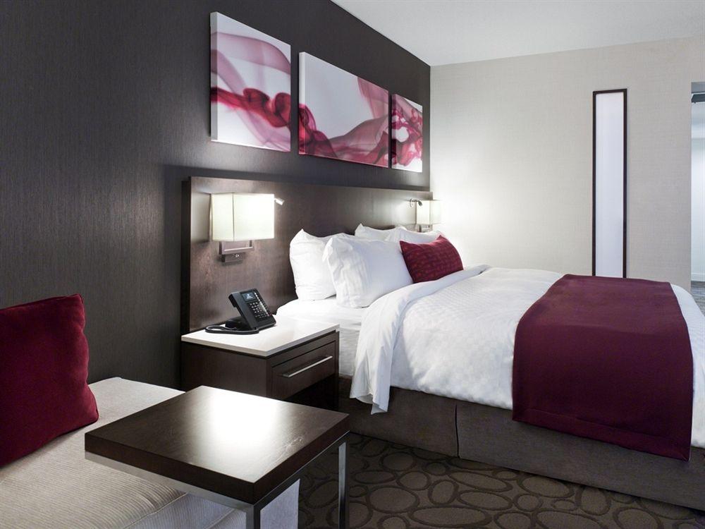 Delta Hotels By Marriott Frédéricton Extérieur photo