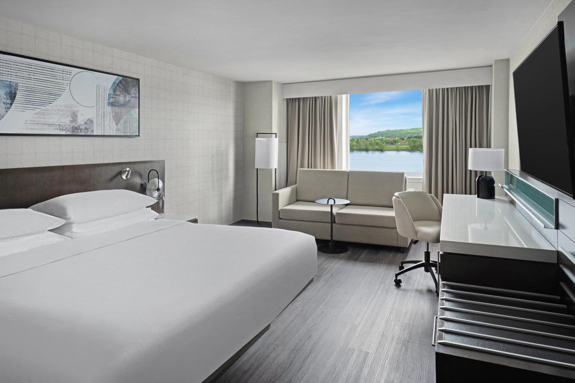 Delta Hotels By Marriott Frédéricton Extérieur photo