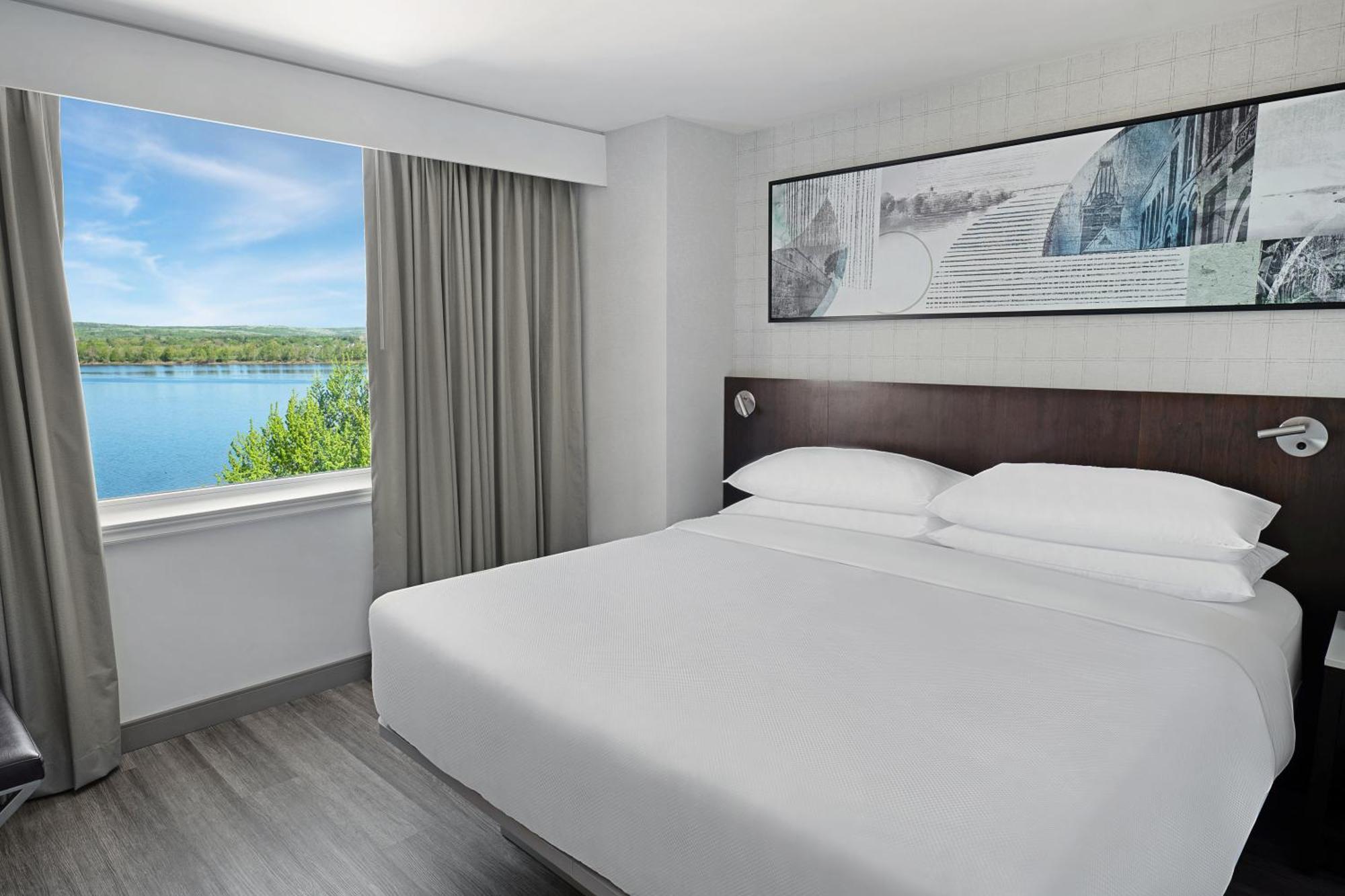 Delta Hotels By Marriott Frédéricton Extérieur photo