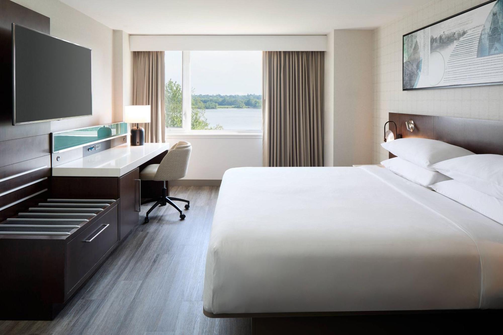 Delta Hotels By Marriott Frédéricton Extérieur photo